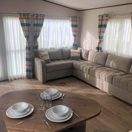 Larch Superior Holiday Home Chapel Saint Leonards Buitenkant foto